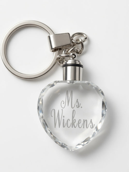 Personalized Light-Up Crystal Keychain - Mis 15 Quinceañera / Sweet 15 / Sweet 16 / Communion / Baptism(Bautizo) / Anniversary / Wedding(Boda) | Glowing LED Heart Crystal Keychain